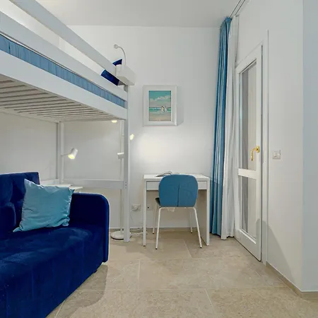 Apartment Vista Marina Direttamente Sulla Con Vista Mare Golfo Aranci
