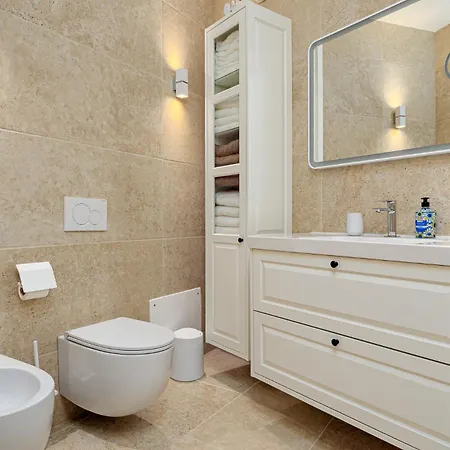 Appartamento Vista Marina Direttamente Sulla Con Vista Mare *